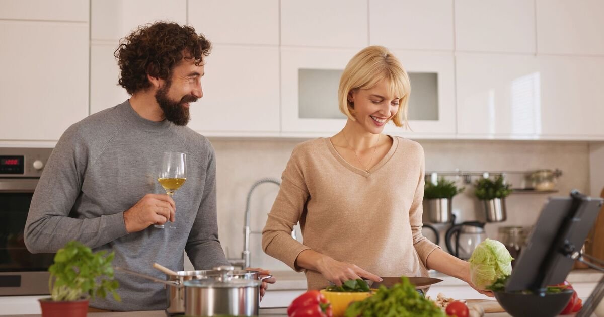 NHS Suggests 'Half Plate Rule' for Effective Weight Loss and Healthier Eating Habits