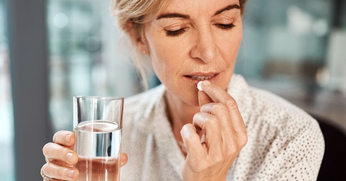 NHS Warns Against Risks of Combining Naproxen and Aspirin