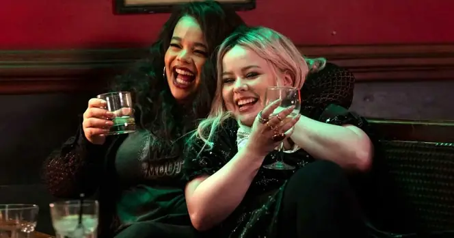 Nicola Coughlan Discusses Set Experience with Hollywood Star on "Big Mood"