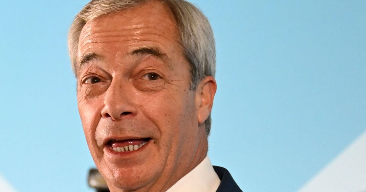 Farage Supports Trump’s Venezuela Actions, Criticises Starmer's Silence