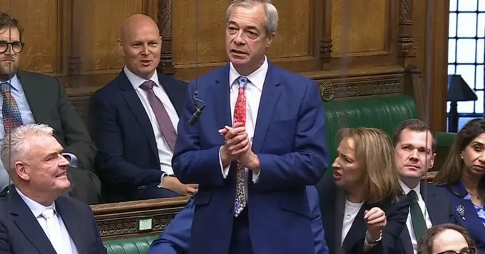 Farage Walks Out of PMQs, Criticises Starmer's Leadership Effectiveness