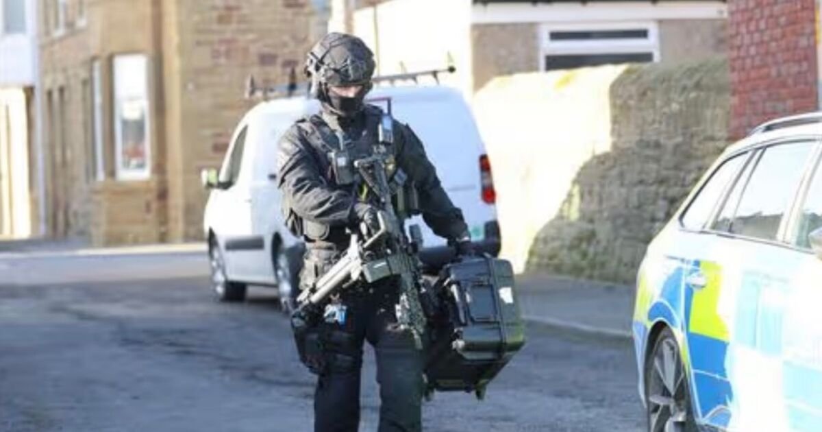 Armed Police Deployed to Newbiggin-by-the-Sea Seafront Amid Ongoing Incident