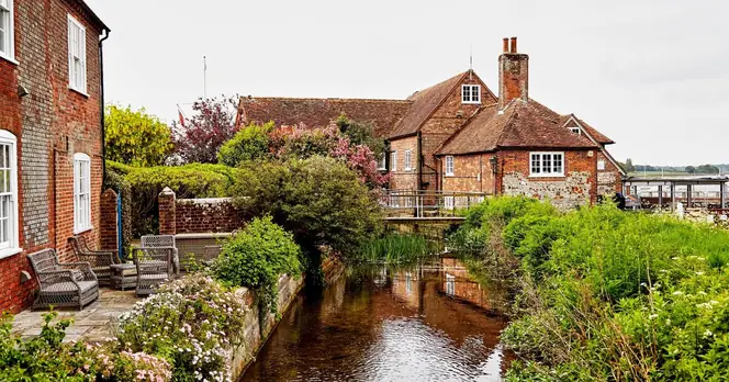 West Sussex Village Dubbed 'Venice of England' Offers Scenic Retreat