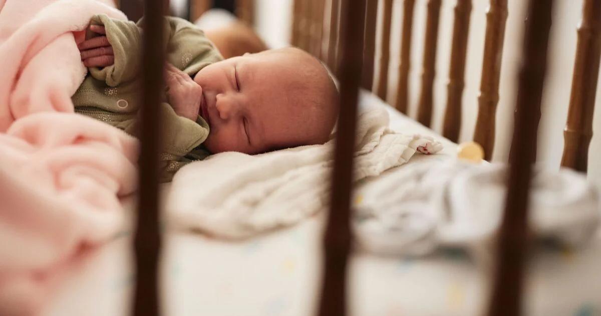 ### Experts Recommend Clearing Cots of Non-Essential Items to Ensure Baby Safety