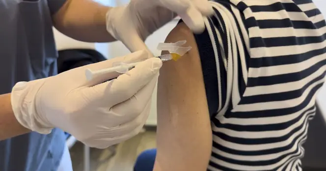 Pensioners Over 75 Advised to Get New Covid Vaccine as Immunity Wanes