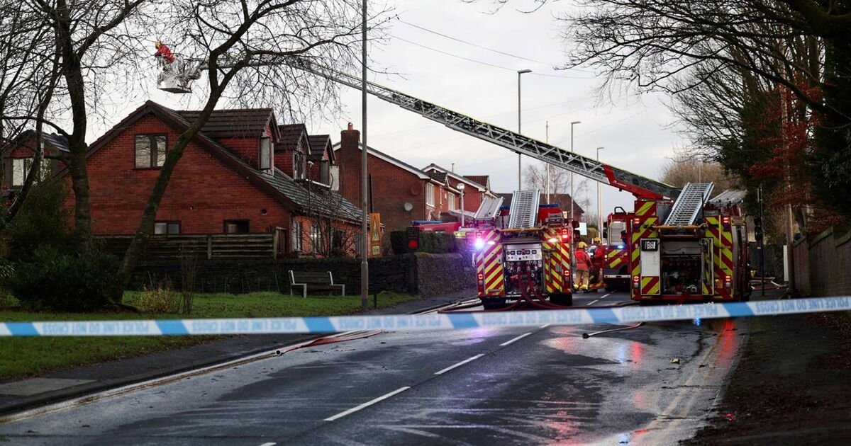 Police Investigate Body Found in Oldham Residential Area Amid Community Shock