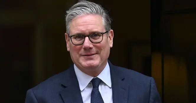 Starmer Faces Criticism After Senior Civil Servant Linked to Mandelson Dismissed
