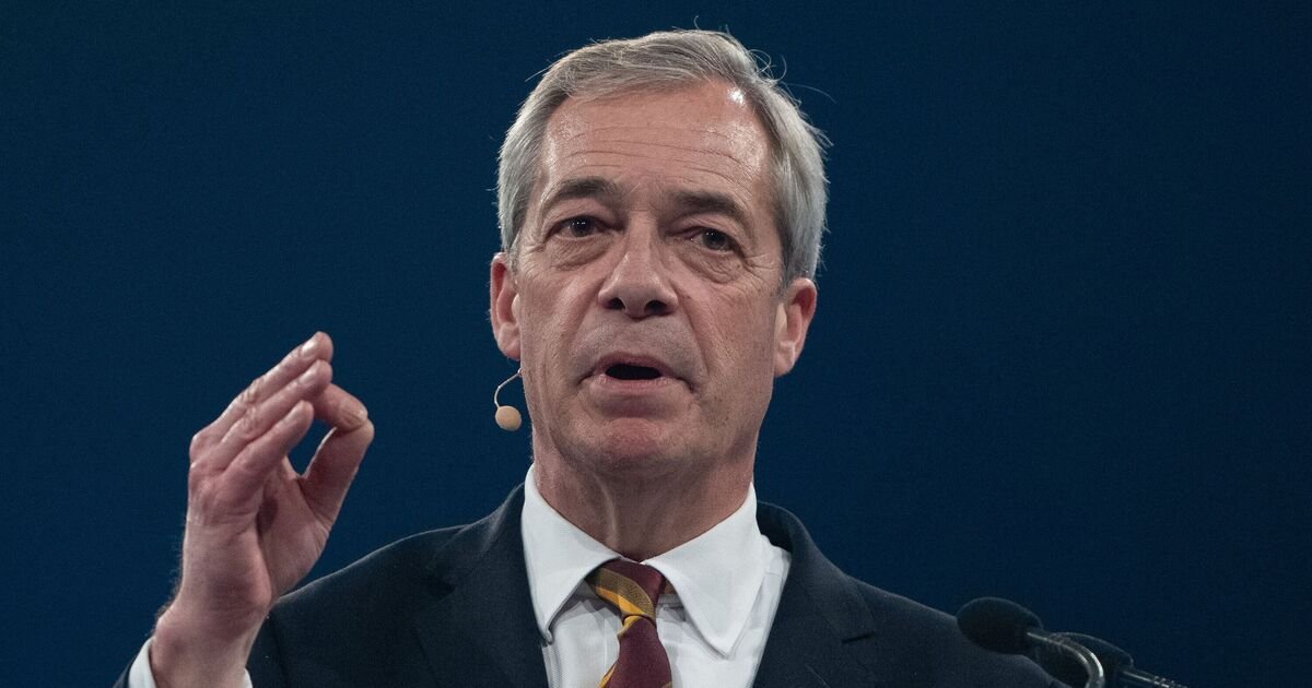 Nigel Farage to Host Rally in Romford Amid Criticism of Labour Leader Starmer