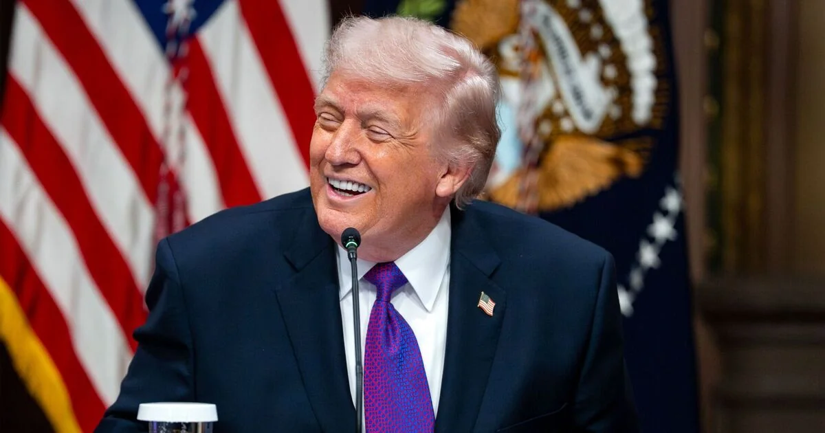 Nigel Farage to Meet Donald Trump as Keir Starmer Faces Labour Turmoil