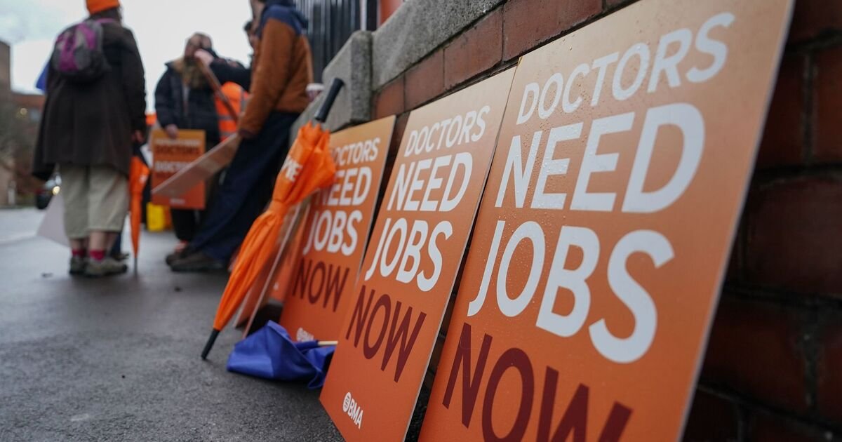 Junior Doctors Strike for 26% Pay Rise Amid NHS Crisis