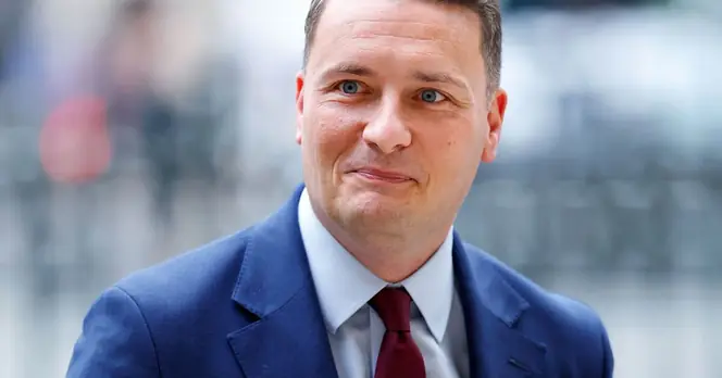 Poll Asks if Starmer Should Dismiss Wes Streeting to Assert Authority