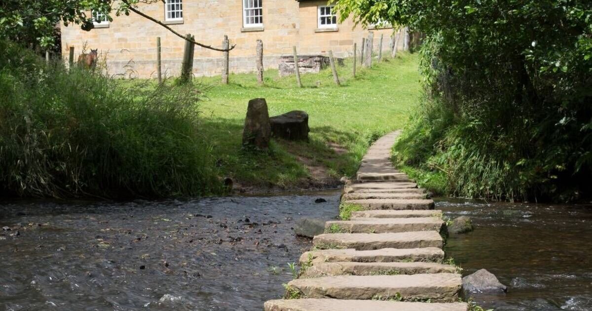 Charming North Yorkshire Village Attracts Visitors with Stepping Stones and Scenic River