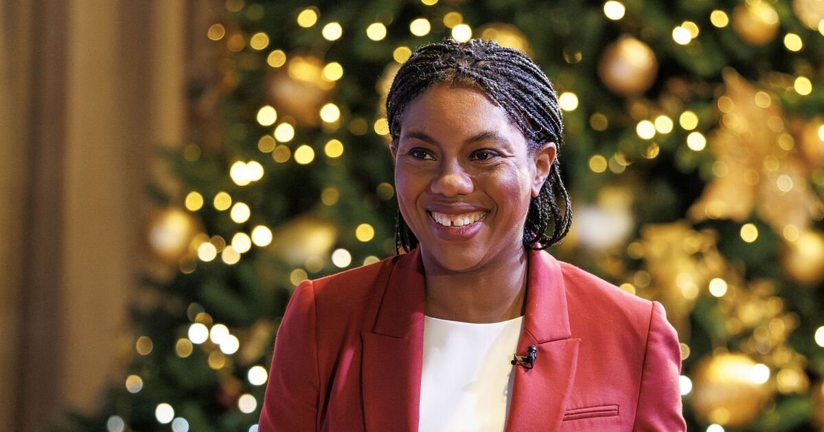 Criticism Grows Over Chancellor Reeves' Budget Impact on Pubs and Hotels