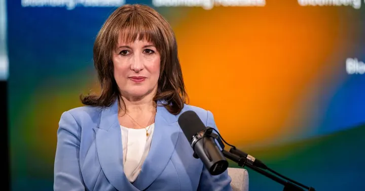 Rachel Reeves Faces Economic Challenge as Tax Data Highlights Sector Struggles