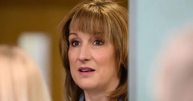 Business Confidence Falls to Lowest Level in Six Years, Impacting UK Economy