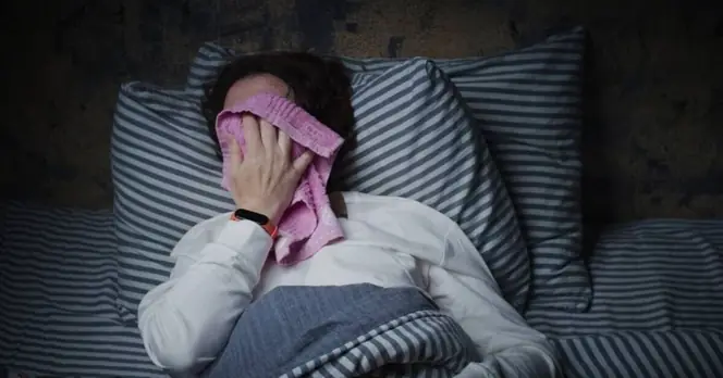"Important Nighttime Symptoms That May Signal Cancer: What to Look For"