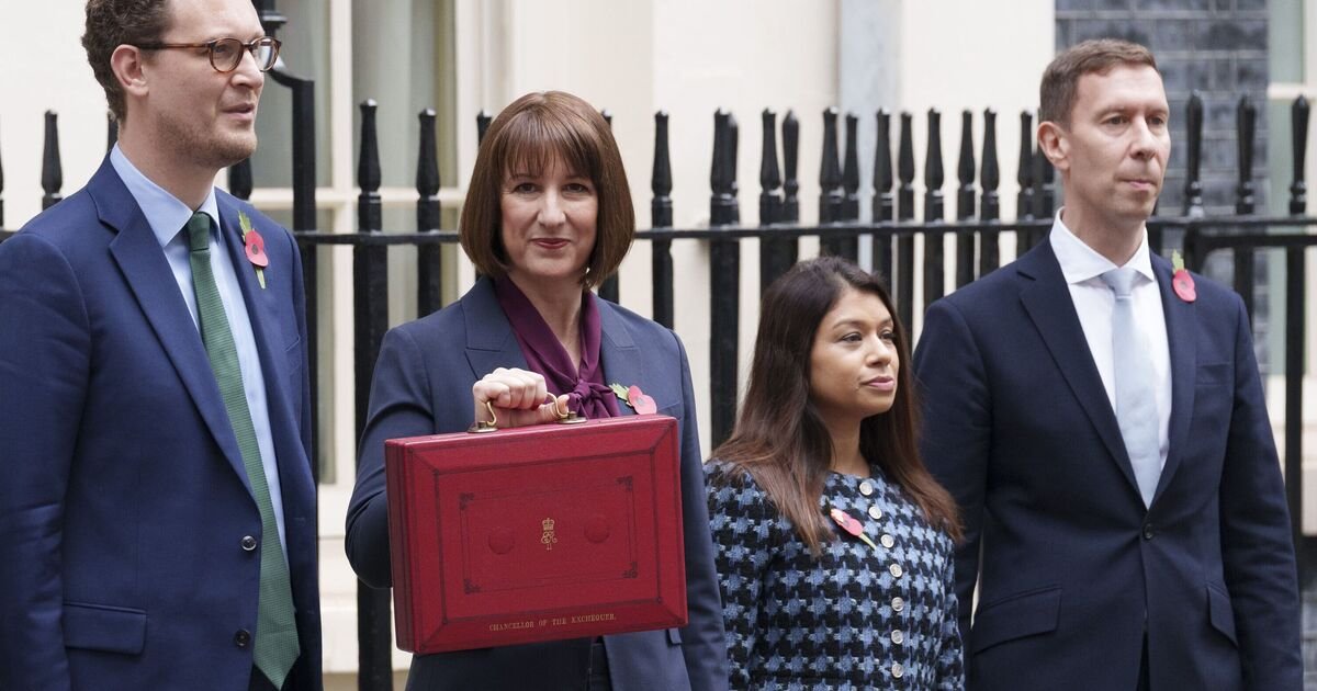 Reeves Faces Criticism Over £1.3 Trillion Concealed Debt in Budget