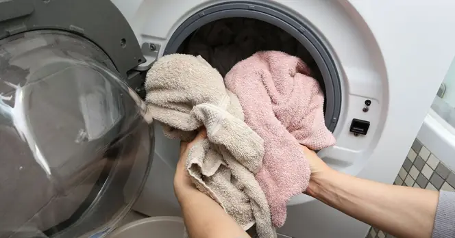 Tips for Effectively Removing Mould from Washing Machines Using Vinegar