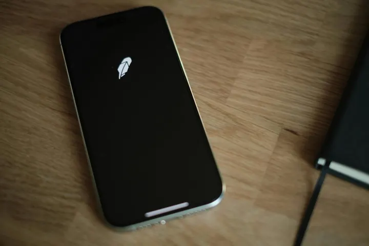 Robinhood Announces $1.5 Billion Stock Buyback to Support Share Price