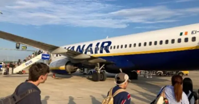 Ryanair Urges Passengers to Avoid Certain Footwear for Efficient Boarding