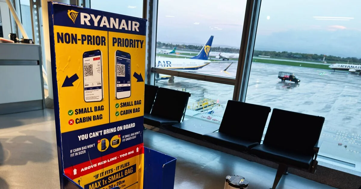 Ryanair Warns Passengers of New Cabin Luggage Size Restrictions