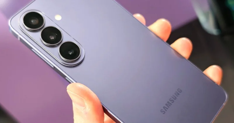 Samsung Introduces AirDrop-Style File Sharing in Galaxy S26 Update