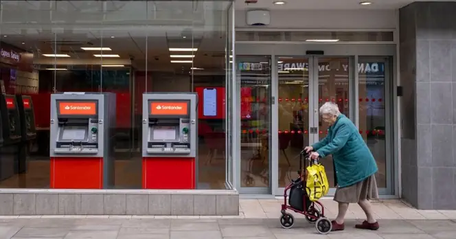 Santander to Close Ten Bank Branches This Week Amid Digital Shift