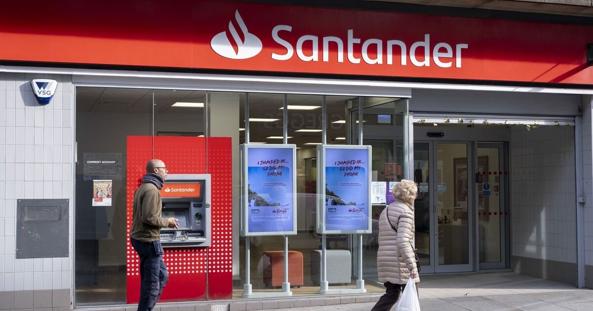 Santander Launches £200 Cash Bonus for New Current Account Customers
