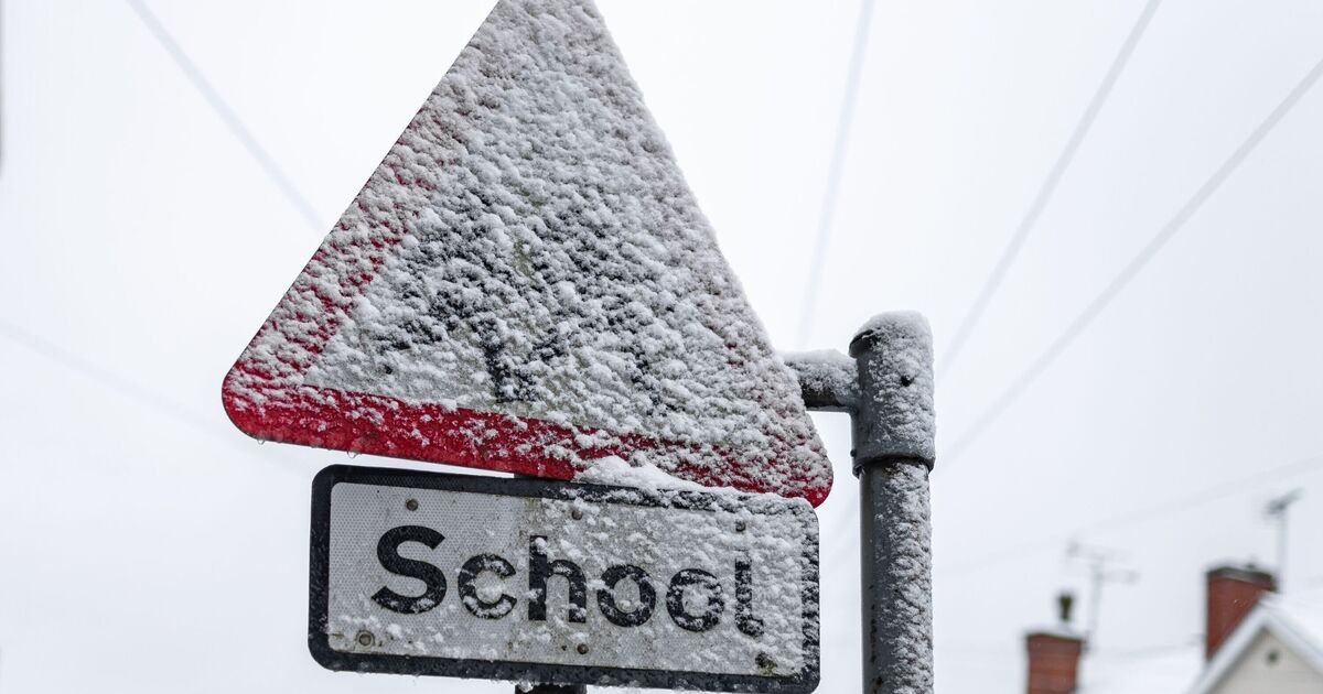 UK Schools Closed Wednesday Due to Heavy Snowfall Across Various Regions