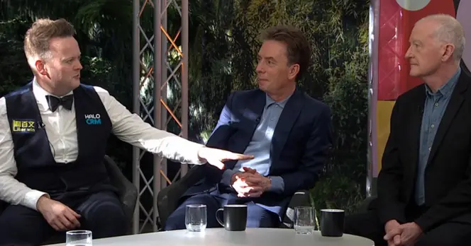 Shaun Murphy Questions Stephen Hendry's High Praise During Live Commentary