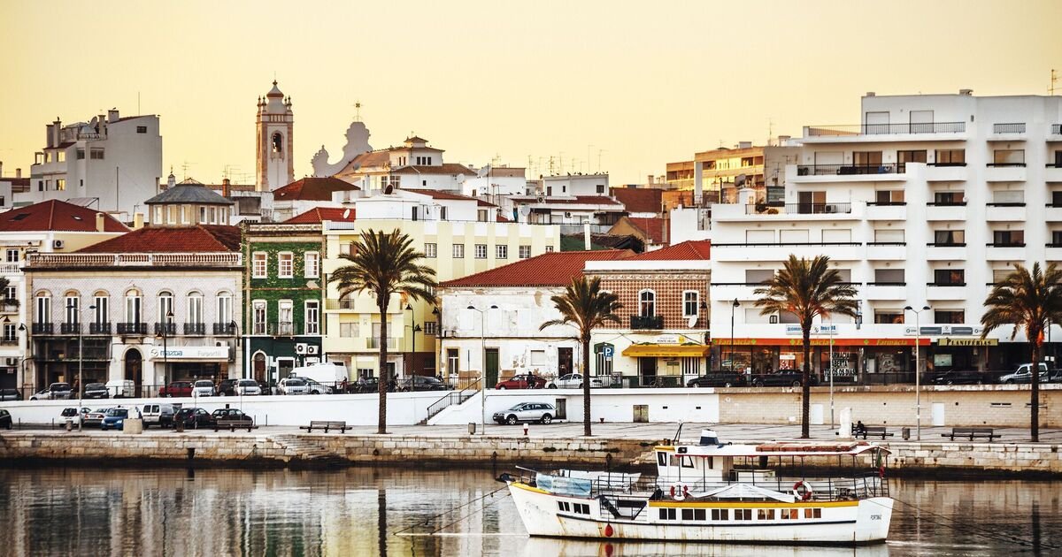 Simon Calder Highlights Portimao as Ideal December Travel Destination