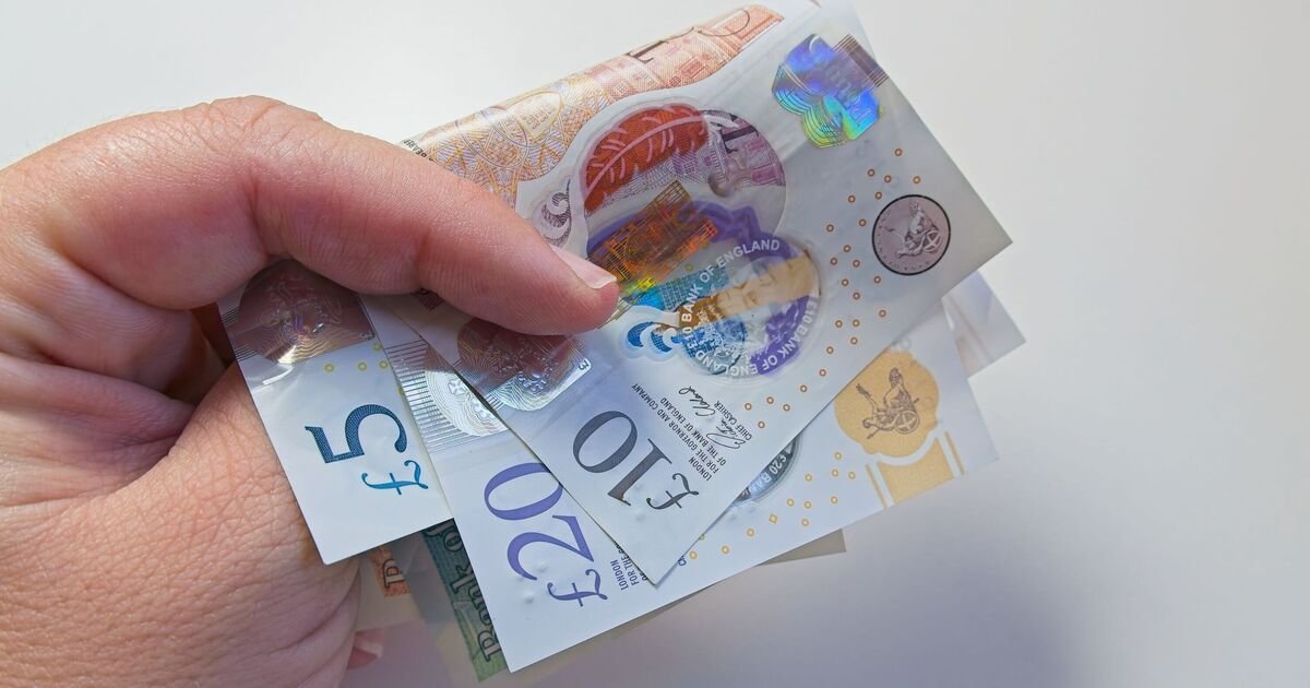 Single Households Over 25 to Receive £297 Annual Increase from DWP