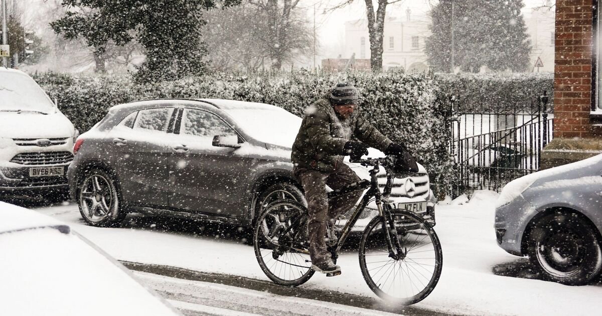 UK Prepares for 48-Hour Blizzard Affecting 26 Cities Nationwide