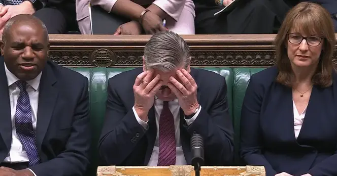 Starmer Shows Emotional Distress in Commons, Body Language Expert Observes