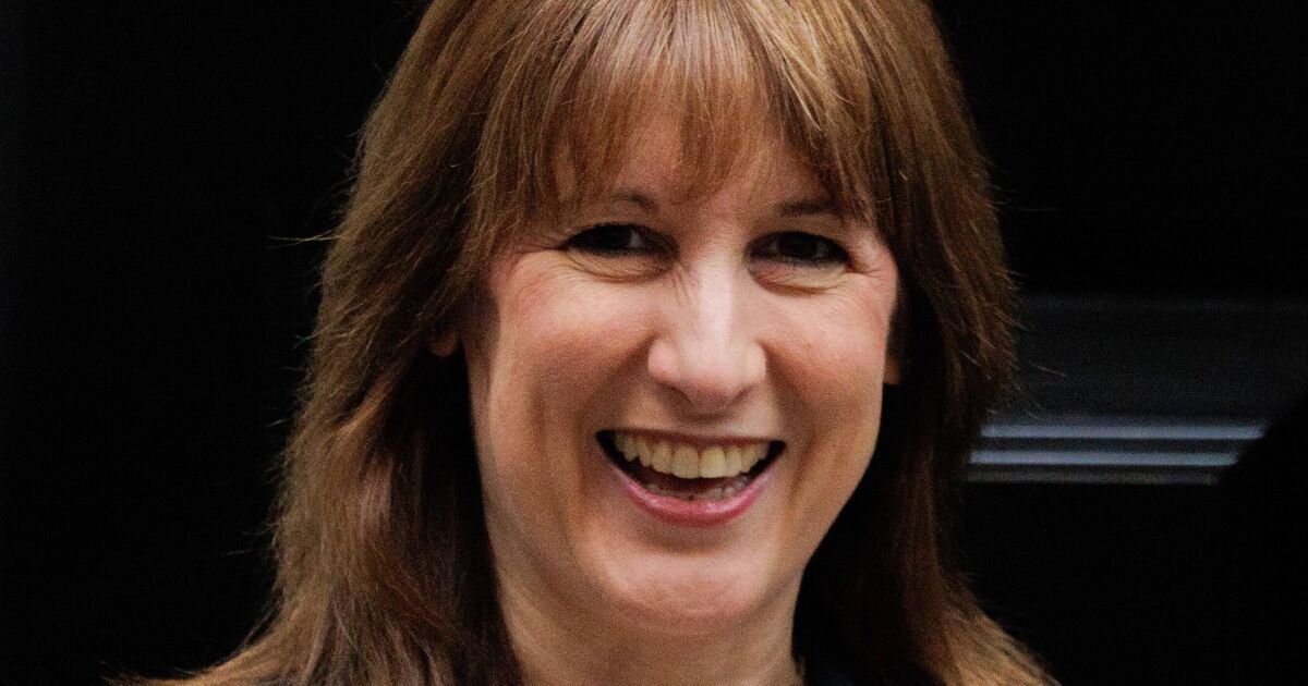 Chancellor Faces Pressure to Set £25,140 Tax Threshold for Pensioners