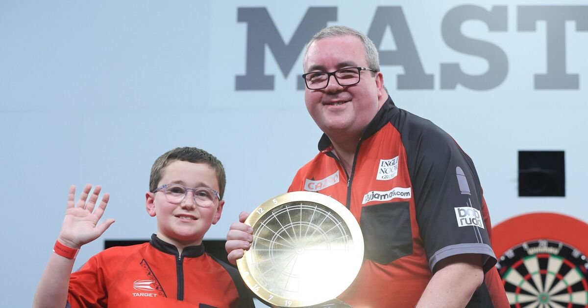 Stephen Bunting Criticises Online Harassment of Son Following World Darts Championship Exit