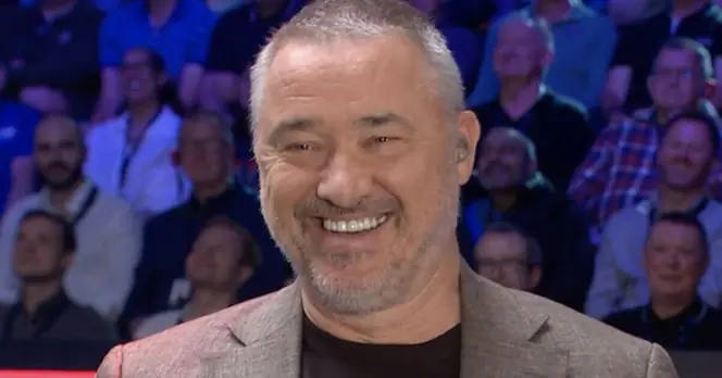 Stephen Hendry Delights Crucible Audience with Witty Response to BBC Host