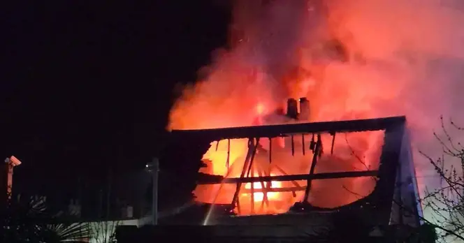 Major Blaze Erupts at Oulton Broad North Railway Station Restaurant