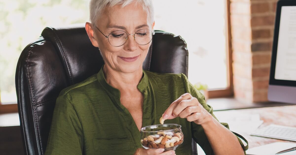 Snacks That May Help Lower Cholesterol and Support Heart Health