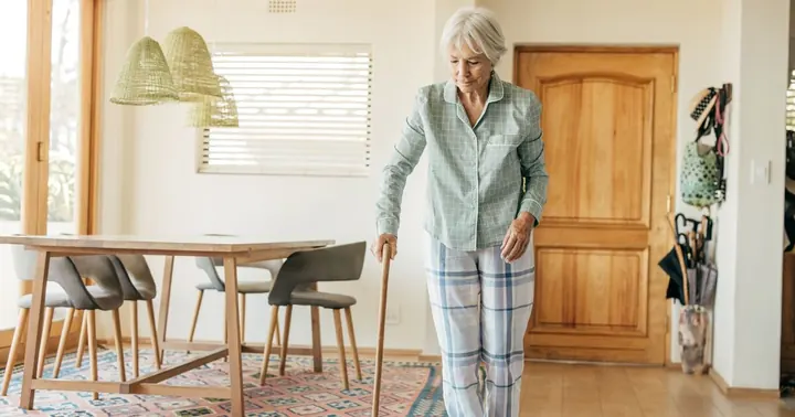 Key Walking Changes That May Indicate Early Signs of Dementia