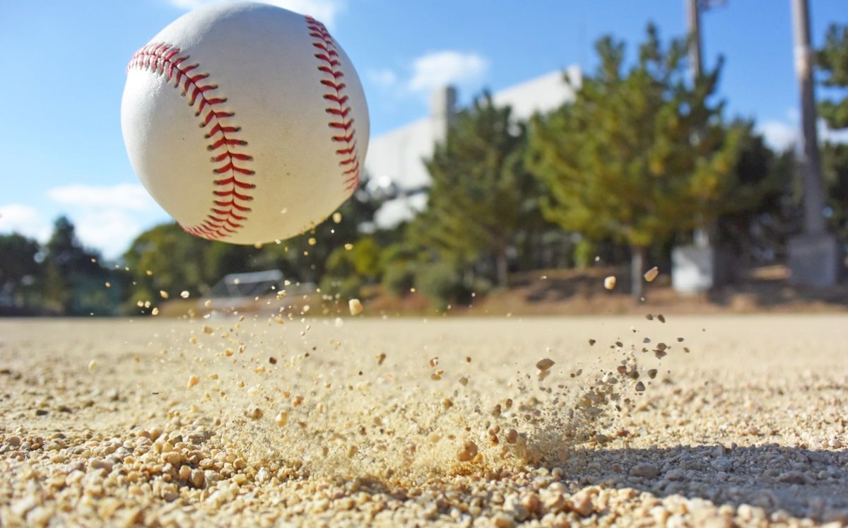 Bitcoin Struggles Below $90,000 Amid Soaring Gold and Silver Prices