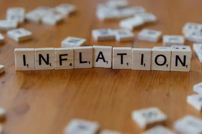 Bitcoin Faces Risk of Plummeting Below $60,000 Amid Inflation Concerns