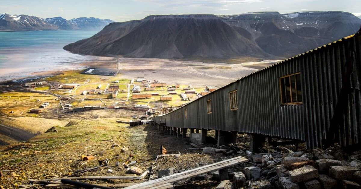 European Island Offers Solitude and Stunning Glacial Views for Few Visitors