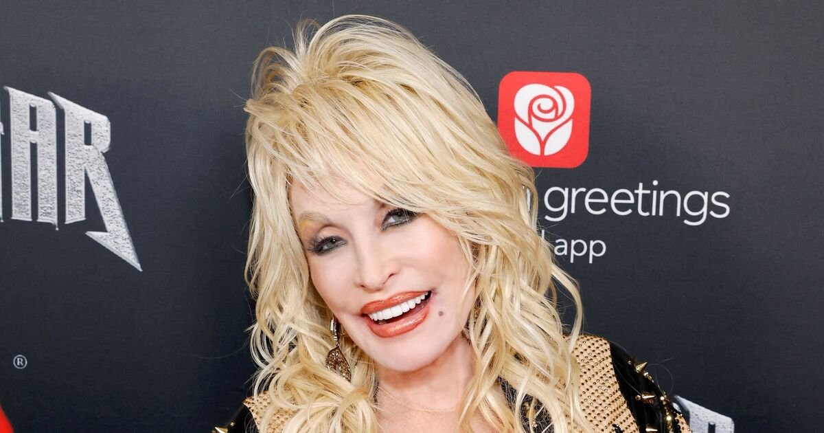 Dolly Parton Reveals Why Elvis Presley Never Recorded "I Will Always Love You"