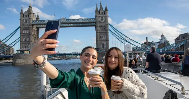 Many London Locals Overlook Iconic Tourist Attractions Despite Proximity