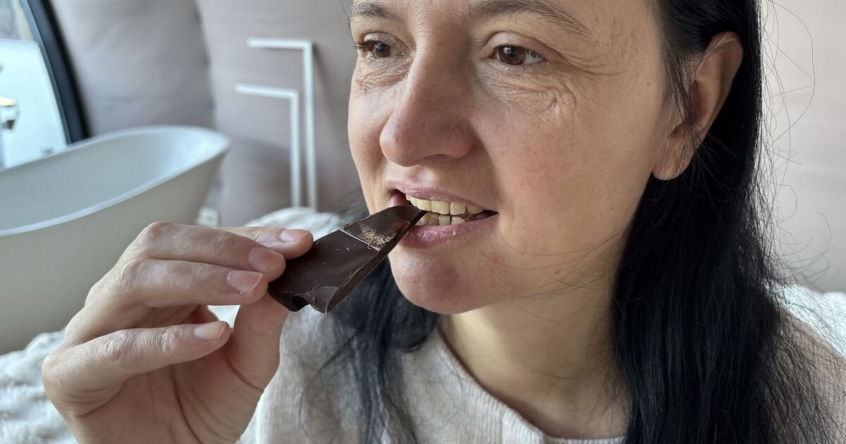 Tim Spector Advises Against Daily Consumption of Milk Chocolate for Health Reasons