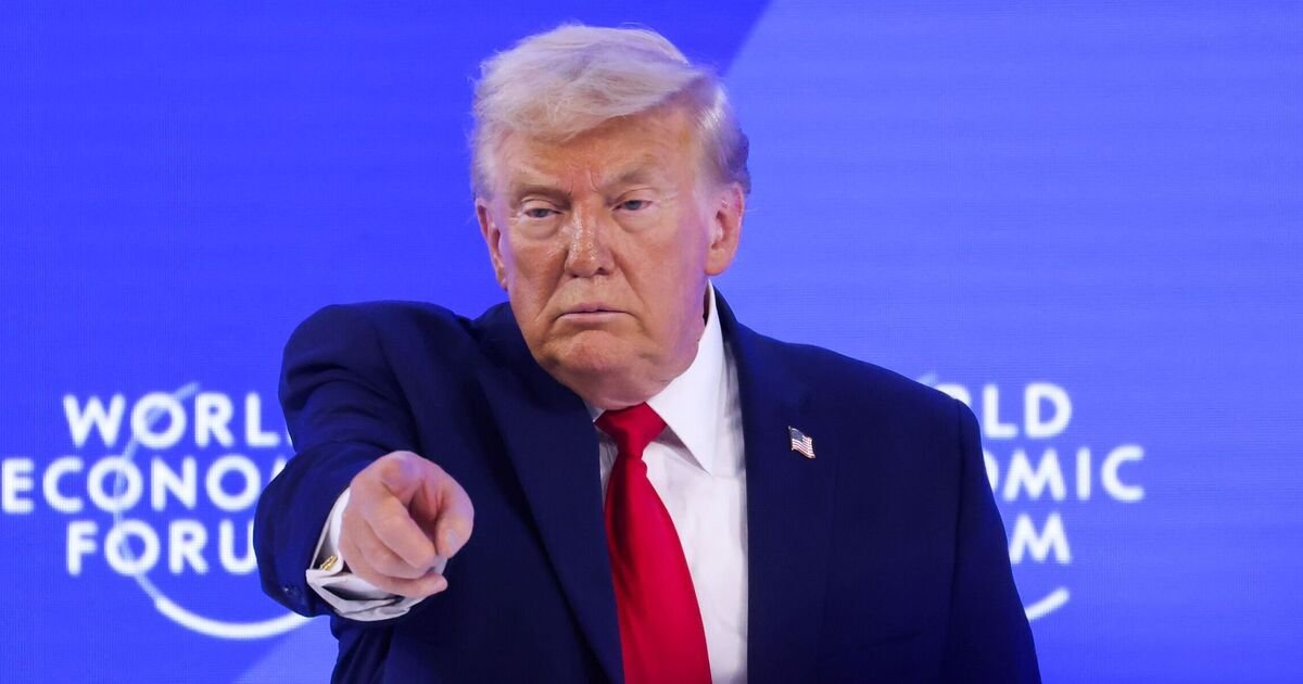 Trump Issues Warning to UK Over "Disrespectful" Claims Regarding Greenland