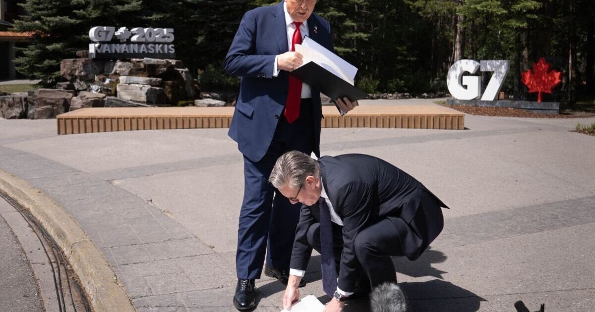 Trump Ally Threatens Sanctions on Starmer Amid AI Censorship Dispute