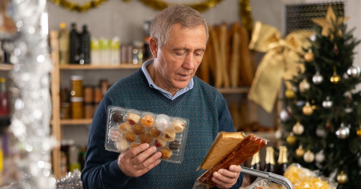 Two Signs of Dementia to Watch For While Christmas Shopping