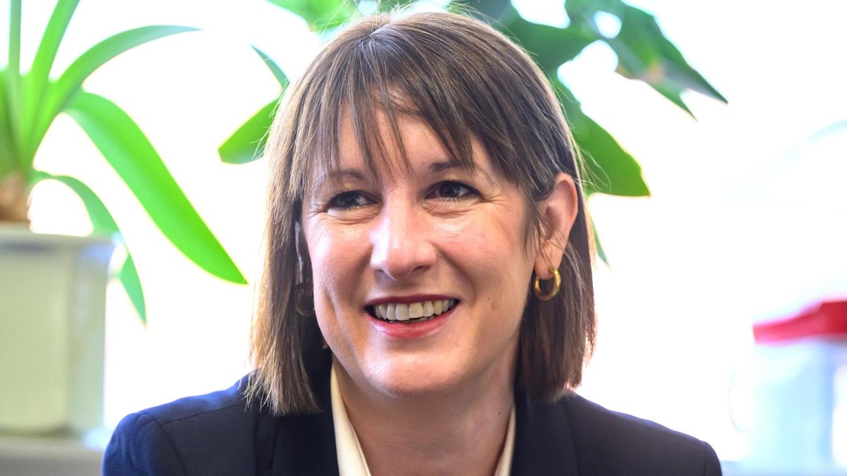 UK Government Chooses HSBC for Blockchain Bond Pilot Program